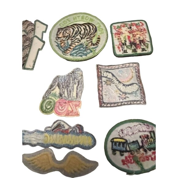 Brownies Girl Scouts Fly Up Wings Christmas Booth 100Cookies Levels Mixed Lot of - Picture 7 of 8